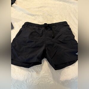 Northface men’s shorts